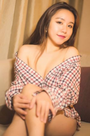紧身衣女郎